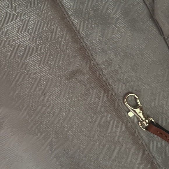 Michael Kors Cream/Brown Logo Bag Set - Picture 9 of 16